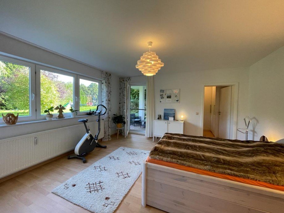 Schlafzimmer Souterrainwohnung Bad Herrenalb / Neusatz