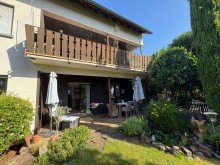 Seitenansicht/Terasse Gepflegtes Dreifamilienhaus in ruhiger Lage, Ettlingen Bruchhausen