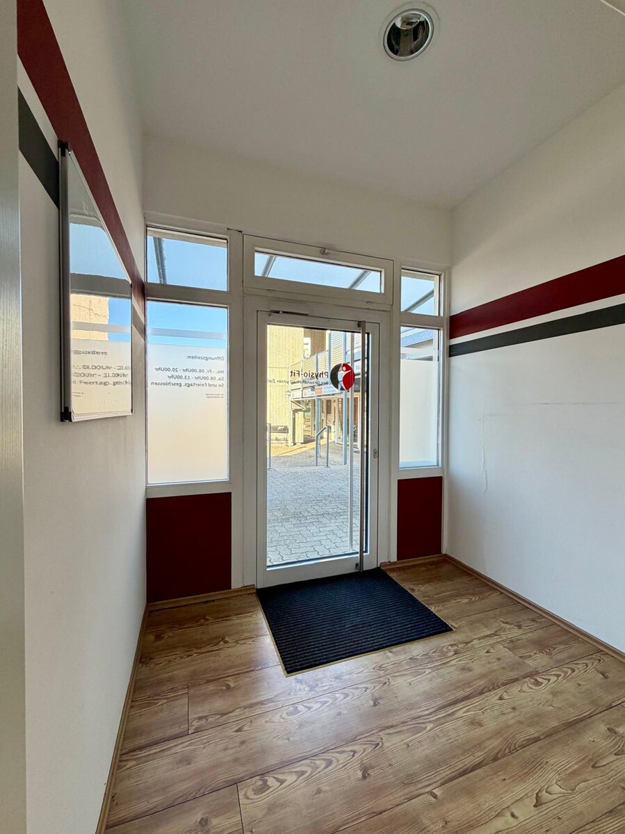 Eingangsbereich B�rofl�che Waldbronn