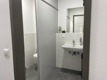 WC PROVISIONSFREI - Hochwertige Gewerbefl�che in Ettlingen!