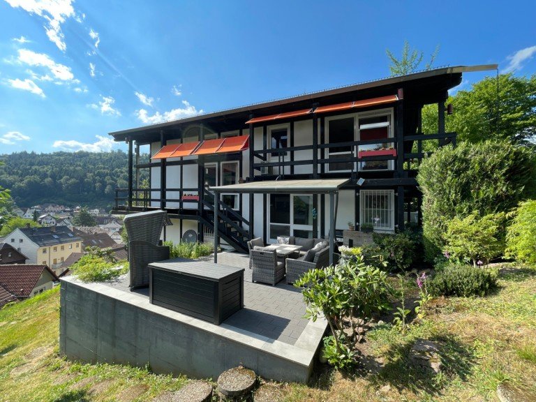 Seitenansicht Bad Herrenalb Einfamilienhaus Architektonisches Juwel in Bad Herrenalb!