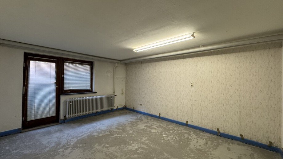 Hobbyraum KG Doppelhaush�lfte Waldbronn / Reichenbach