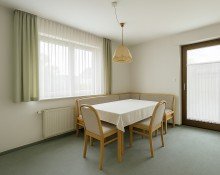 EG K�che Charmantes Mehrfamilienhaus mit Potenzial in Ettlingen-Bruchhausen.