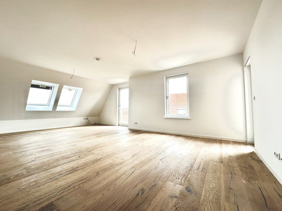 Wohnen/ K�che Dachgeschosswohnung Kieselbronn