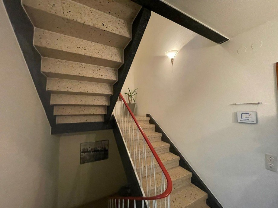 Treppenaufgang Zweifamilienhaus Ettlingen