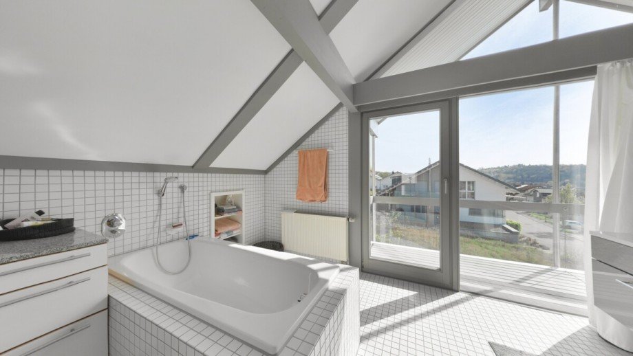 Bad Einfamilienhaus K�nigsbach-Stein