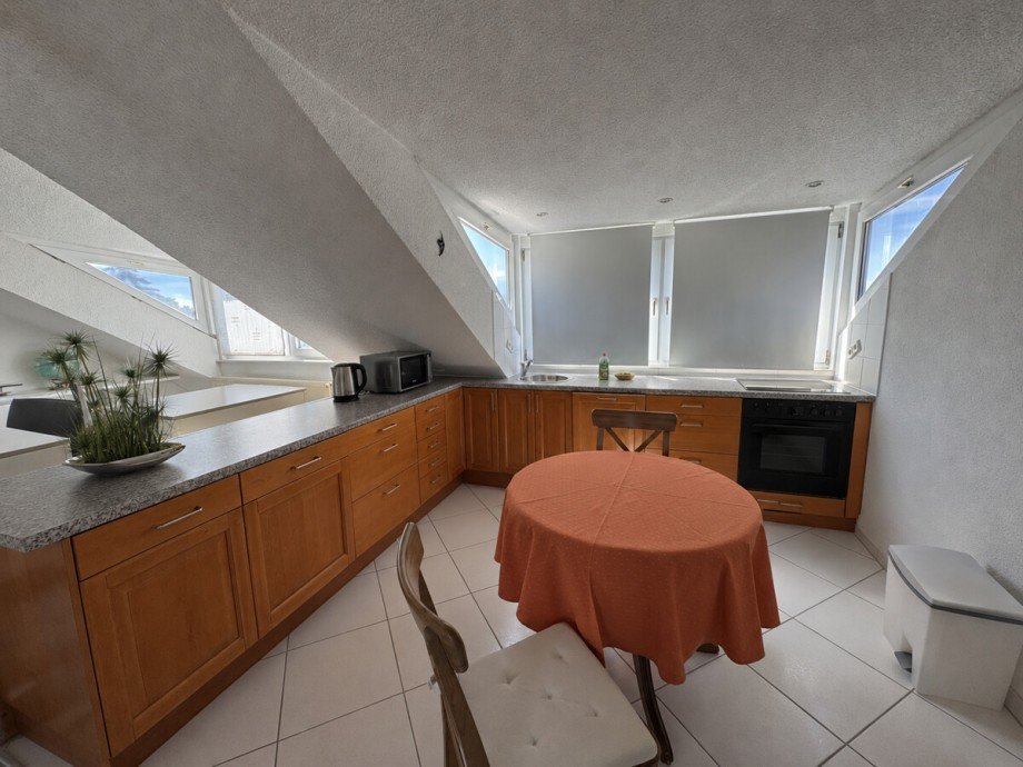 K�che DG Mehrfamilienhaus Karlsruhe