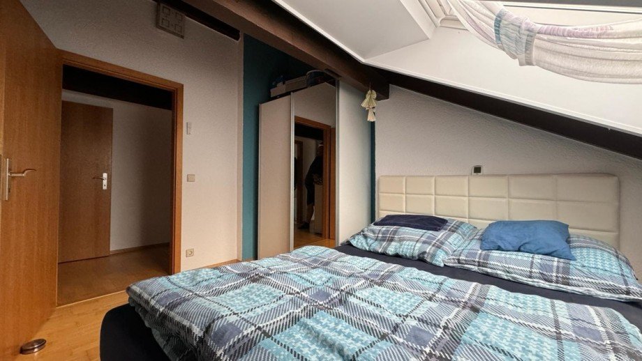 Zimmer 1 DG Zweifamilienhaus Malsch