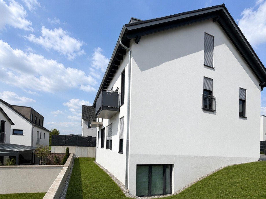 KI bearbeitet Doppelhaush�lfte Pfinztal / S�llingen