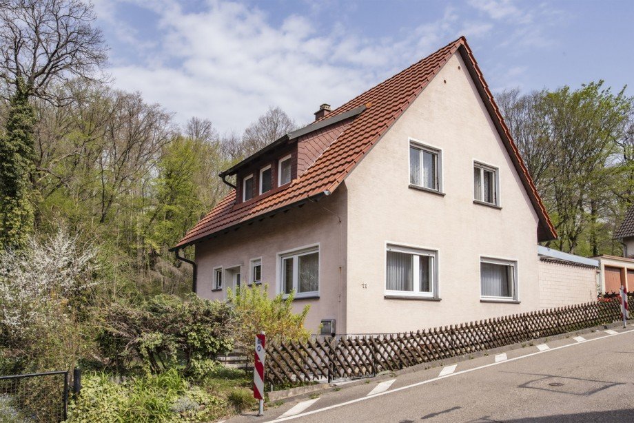Vorderansicht Einfamilienhaus Waldbronn
