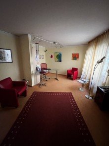Praxiszimmer Einzelst�ck in TOP-Lage am Ettlinger Marktplatz