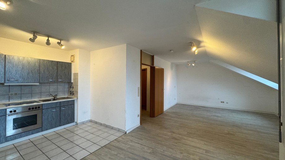 K�chenzeile Dachgeschosswohnung Karlsruhe