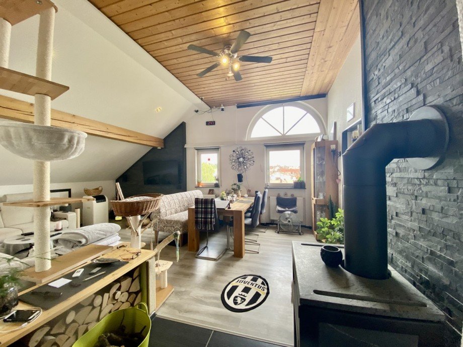 Wohnzimmer Dachgeschosswohnung Waldbronn