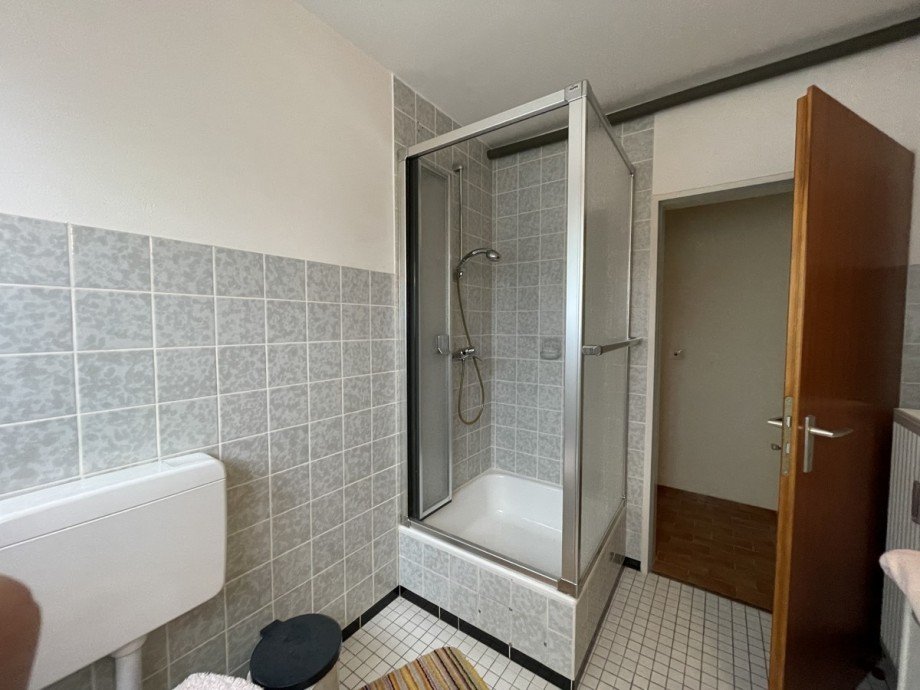 Bad UG Zweifamilienhaus Malsch-V�lkersbach