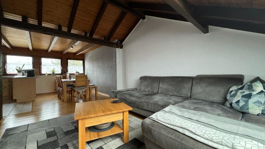 Wohnzimmer DG Zweifamilienhaus Malsch