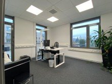 B�ro 3 PROVISIONSFREI - Hochwertige Gewerbefl�che in Ettlingen!