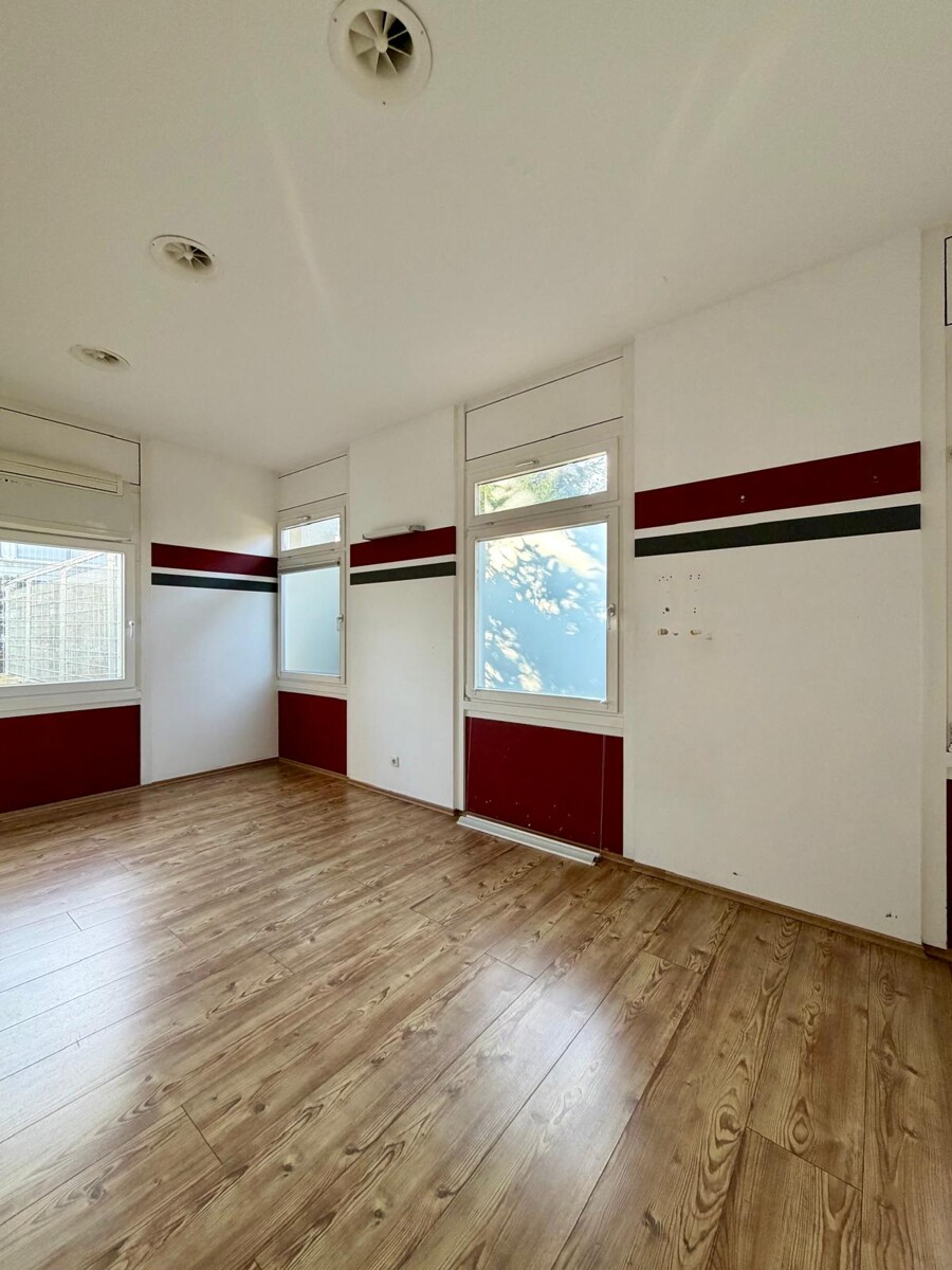 Zimmer 1 B�rofl�che Waldbronn