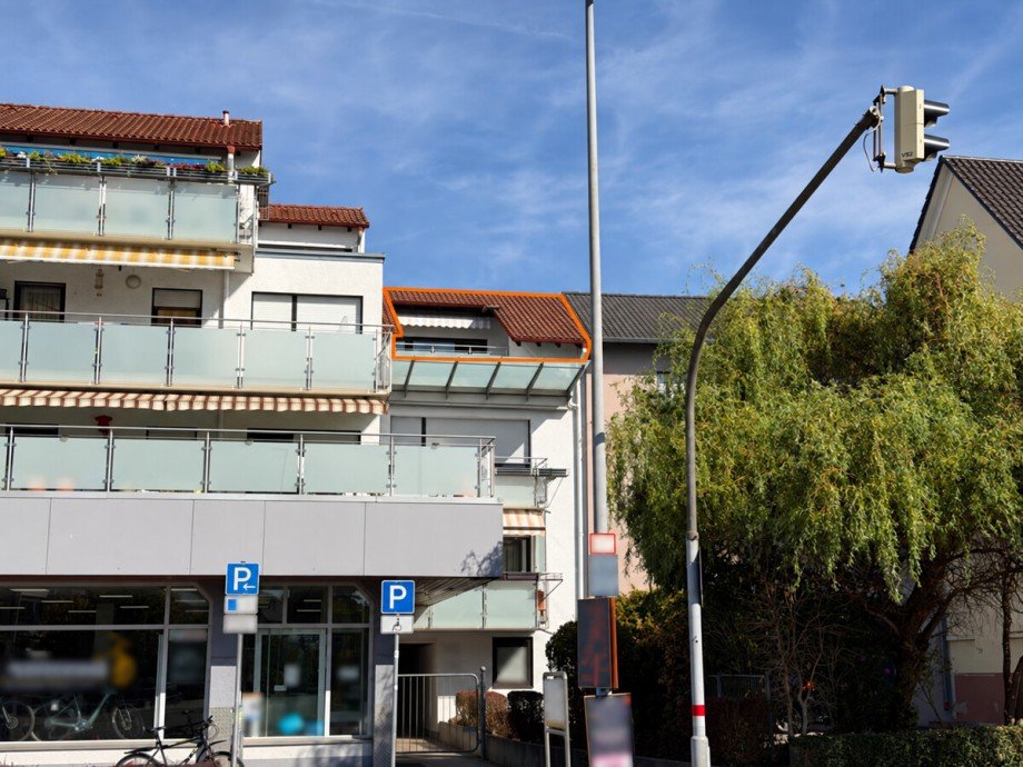 Hausansicht Dachgeschosswohnung Ettlingen