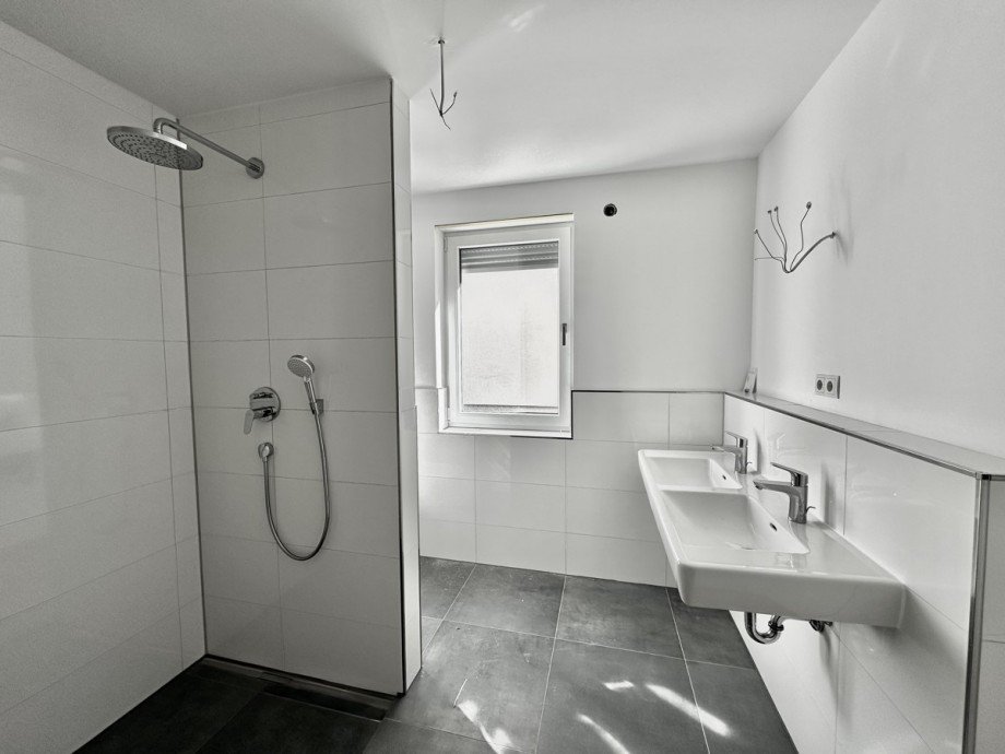 Badezimmer Erdgeschosswohnung Kieselbronn