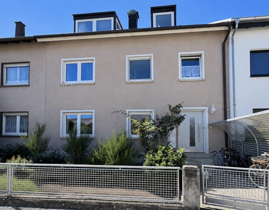 Au�enansicht Mehrfamilienhaus Karlsruhe