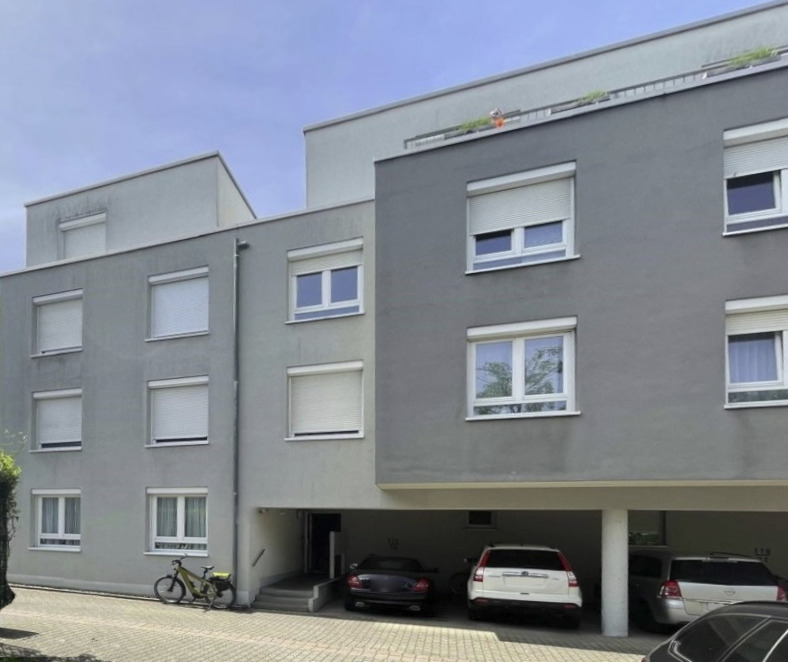 Vorderansicht Erdgeschosswohnung Ettlingen