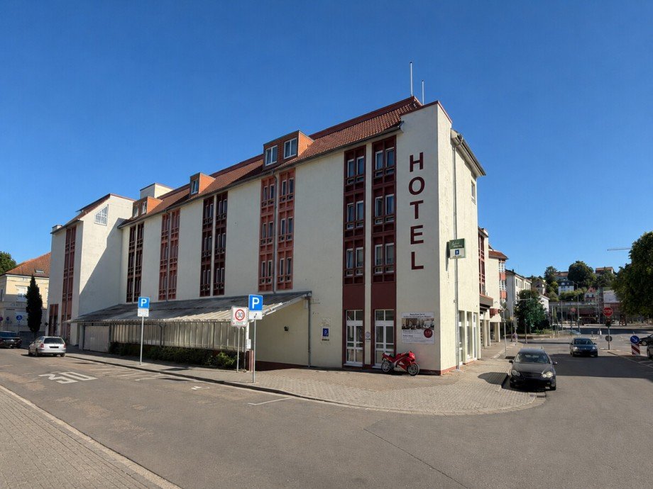 Seitenansicht Hotels Neustadt an der Weinstra�e