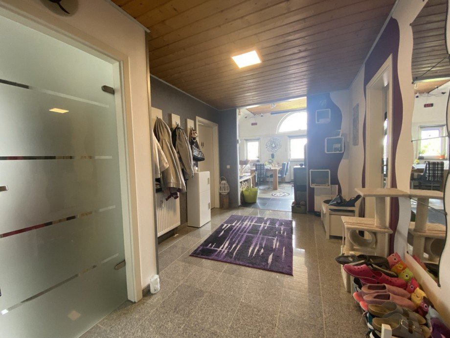 Eingangsbereich Dachgeschosswohnung Waldbronn