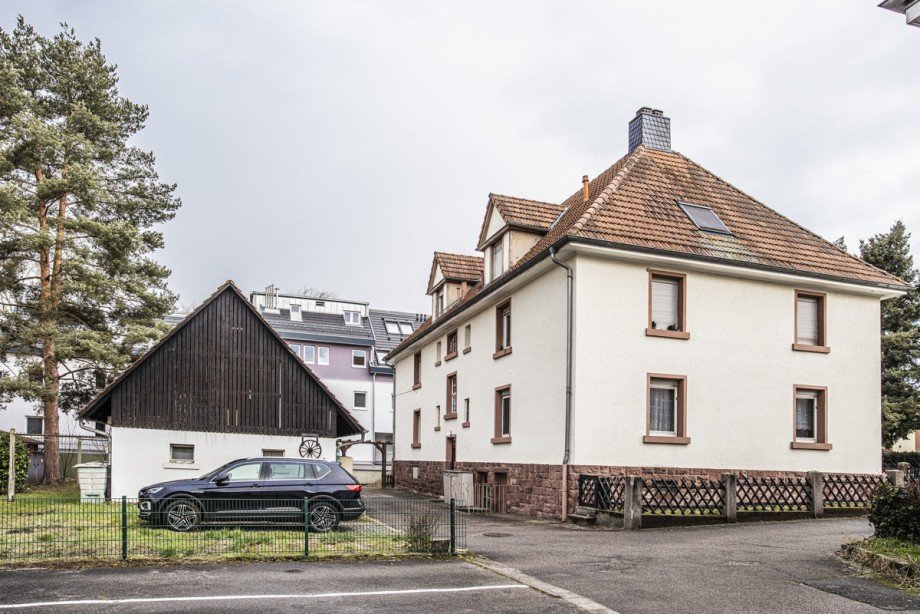 Hinteransicht Erdgeschosswohnung Ettlingen