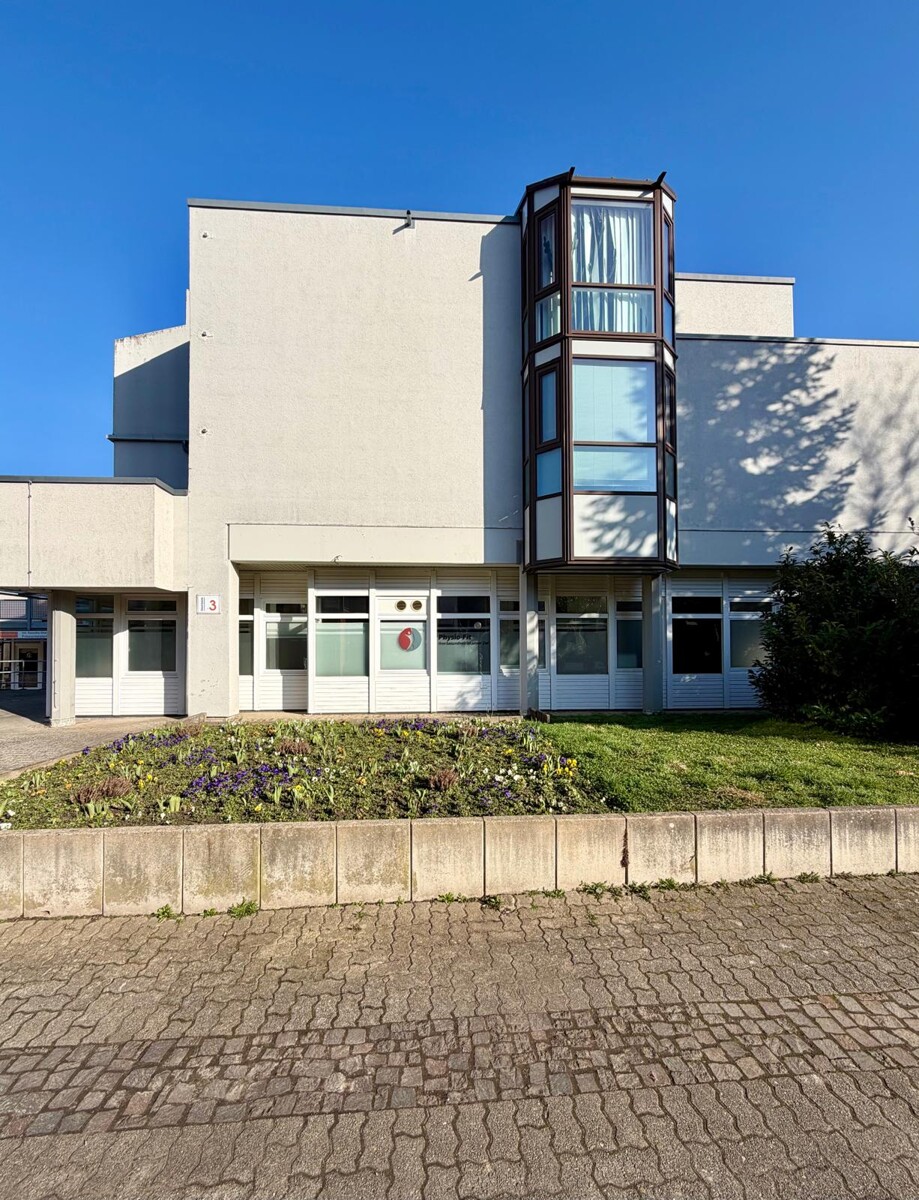 Seitenansicht B�rofl�che Waldbronn