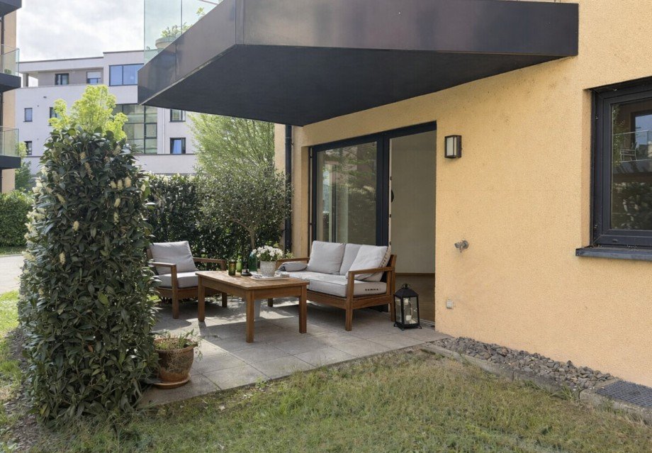 Au�enbereich (KI-Visualisierung) Erdgeschosswohnung Ettlingen
