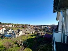 Blick vom ersten Balkon aus Ihre 3-Zimmer-Traumwohnung mit zwei Balkonen und Weitblick