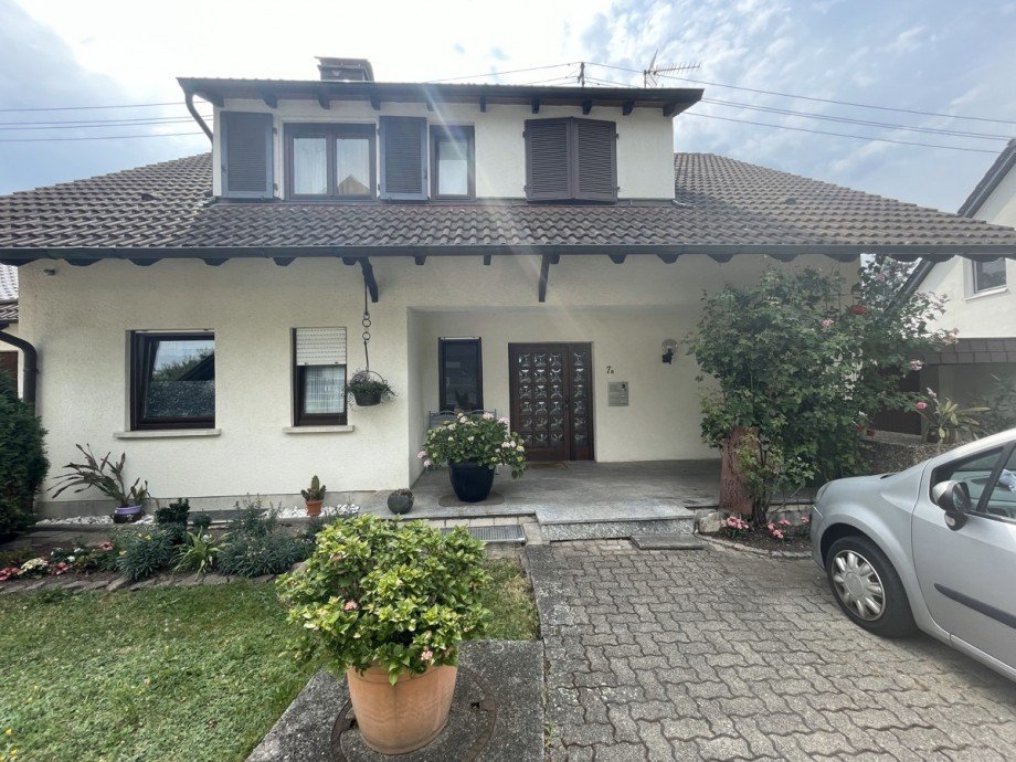 Ansicht von vorne Zweifamilienhaus Marxzell-Schielberg