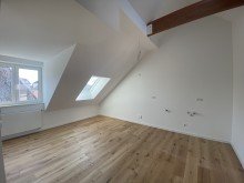 K�che Kernsanierte ETW f�r Eigennutzer oder Kapitalanleger
in Waldbronn-Reichenbach!