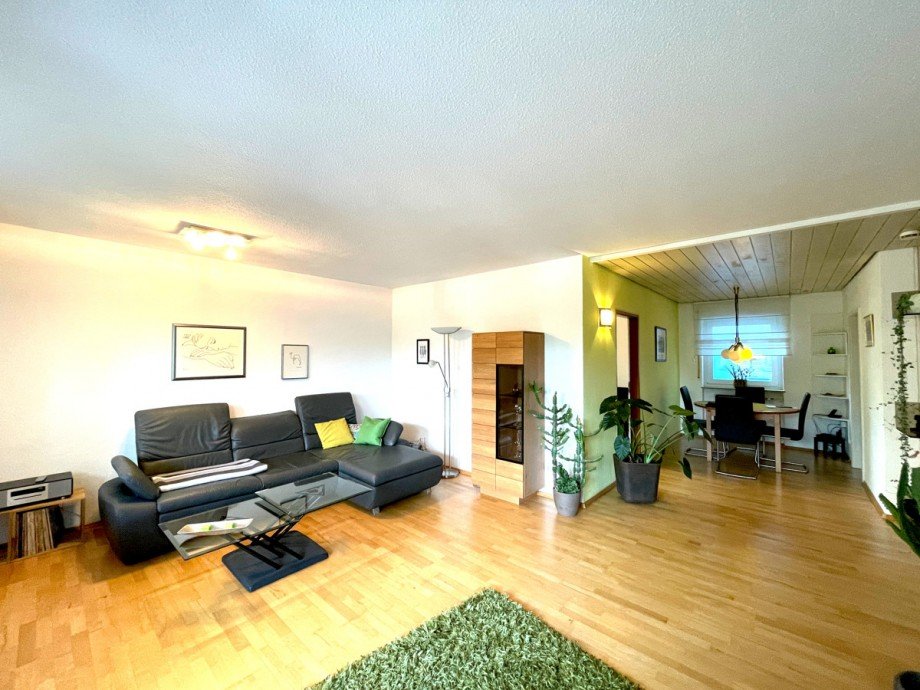 Wohnzimmer Etagenwohnung Ettlingen-Neuwiesenreben