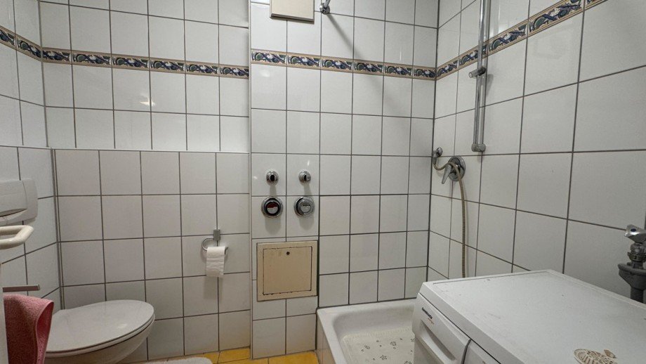 Bad Dachgeschosswohnung Malsch