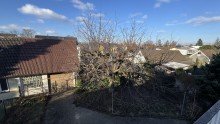 Ausblick vom Balkon OG Charmantes Zweifamilienhaus mit gro�em Potenzial in Ettlingen-West