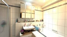 Badezimmer Willkommen in Ihrer 3-Zimmer Wohnung in zentraler Lage in Ettlingen!