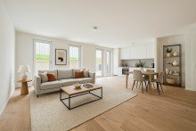 Wohnen / K�che (KI-Staging) Exklusive Maisonette - Mietwohnung im Erdgeschoss f�r Familien!