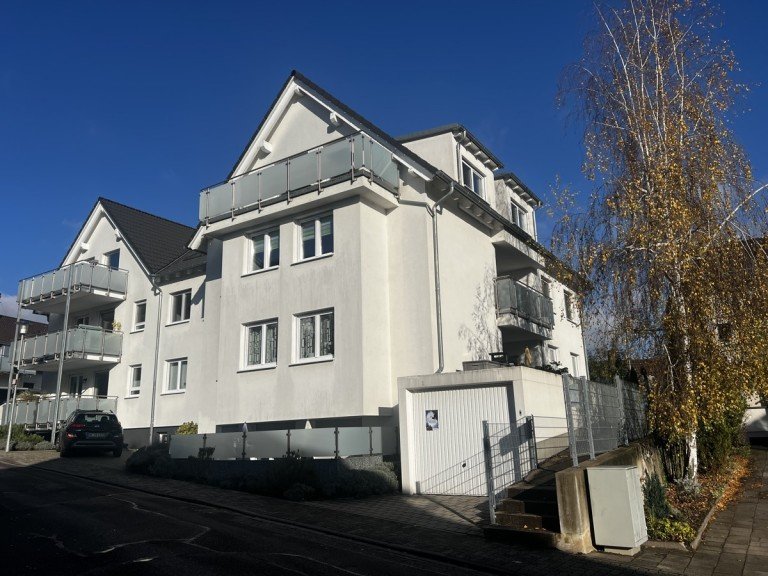 Au�enansicht Karlsruhe / Stupferich Erdgeschosswohnung Traumwohnung mit Garten - frei ab sofort !