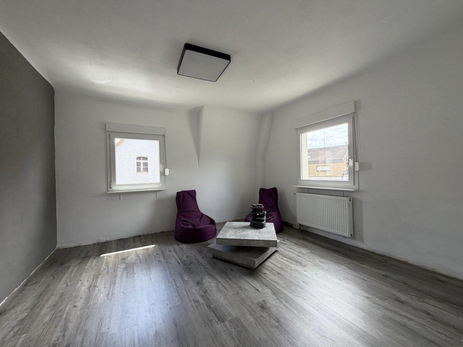 Zimmer OG Einfamilienhaus Durmersheim