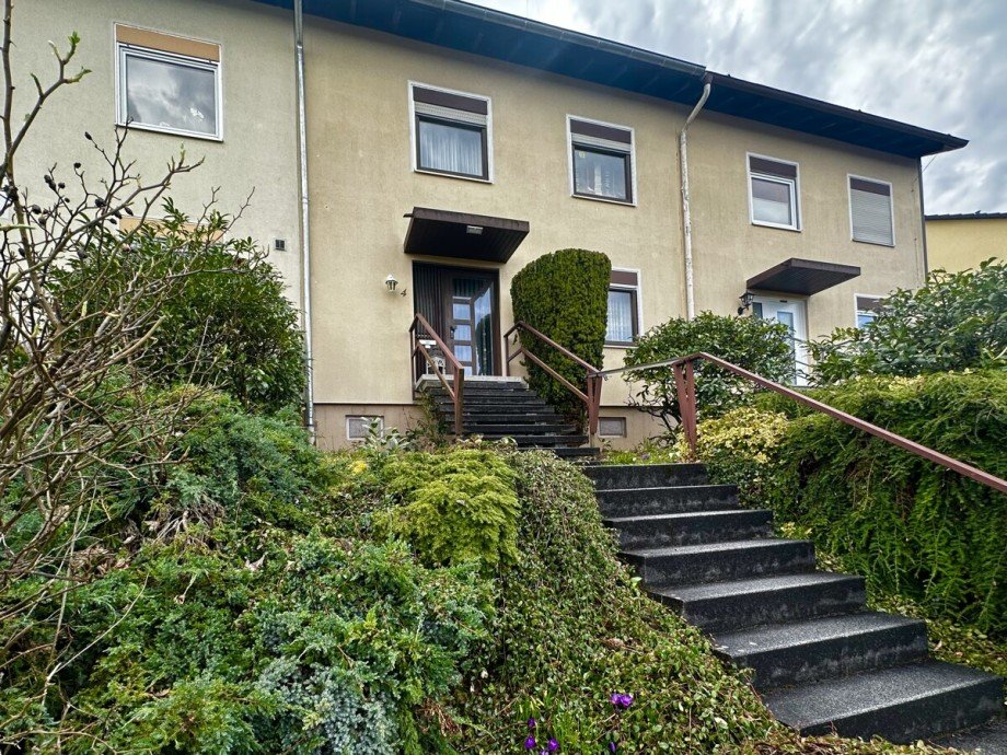 Hausansicht Reihenmittelhaus K�nigsbach