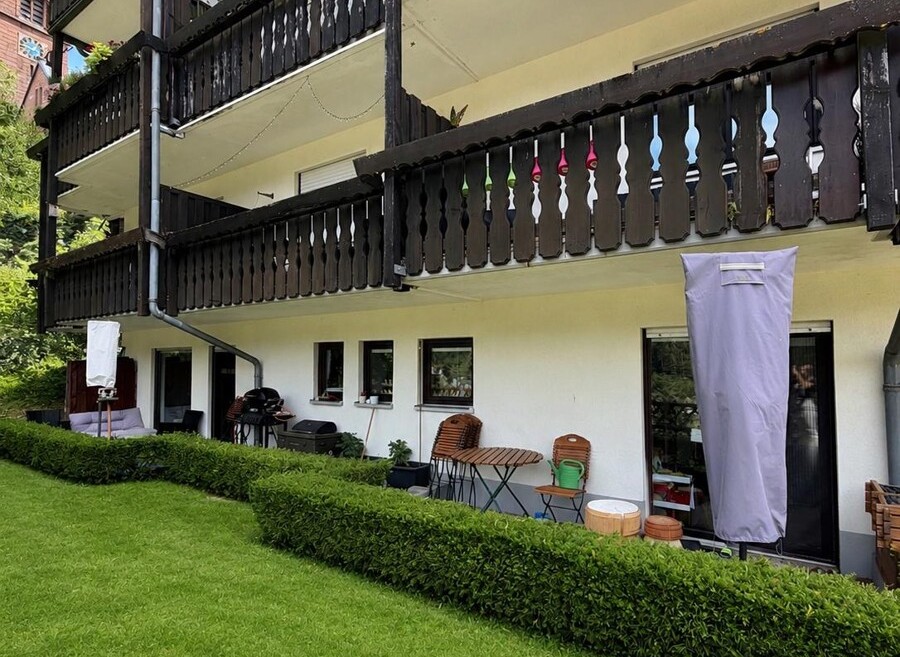 Terrasse (KI generiert) Souterrainwohnung Bad Herrenalb