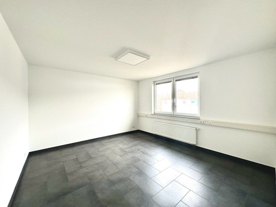 Gro�fl�chige R�ume B�rofl�che Ittersbach, Karlsbad