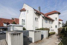 Frontansicht Charmante 1-Zimmer-Dachgeschosswohnung in der Malscher Altstadt