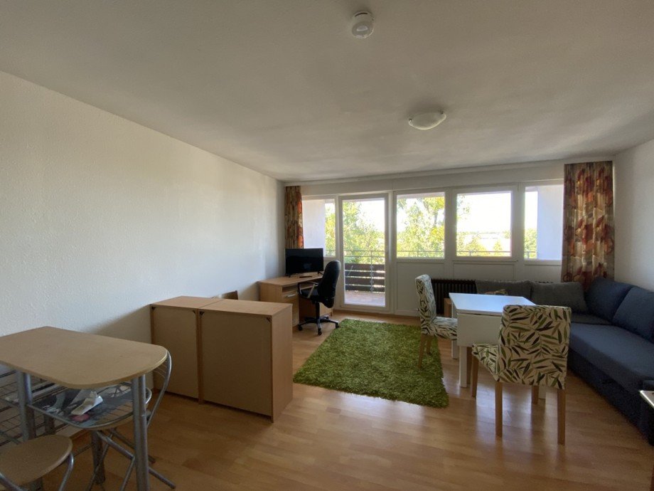 Wohnraum Etagenwohnung Waldbronn
