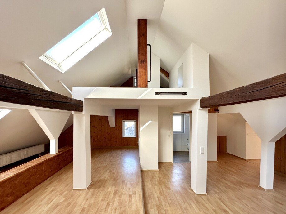 Dachgeschoss Maisonettewohnung H�fen an der Enz