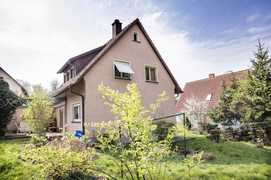 Hinteransicht Einfamilienhaus Waldbronn