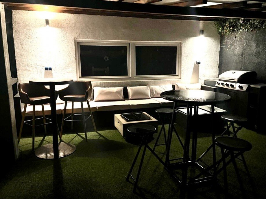 �berdachte Party - Terrasse Mehrfamilienhaus M�hlacker