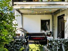 Terrasse Attraktive Erdgeschosswohnung mit �berdachter Terrasse 
und eigenem Garten.