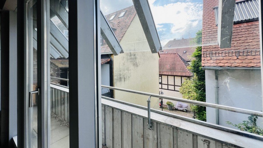 Haus 2, Wohnzimmer Balkon Mehrfamilienhaus Ettlingen